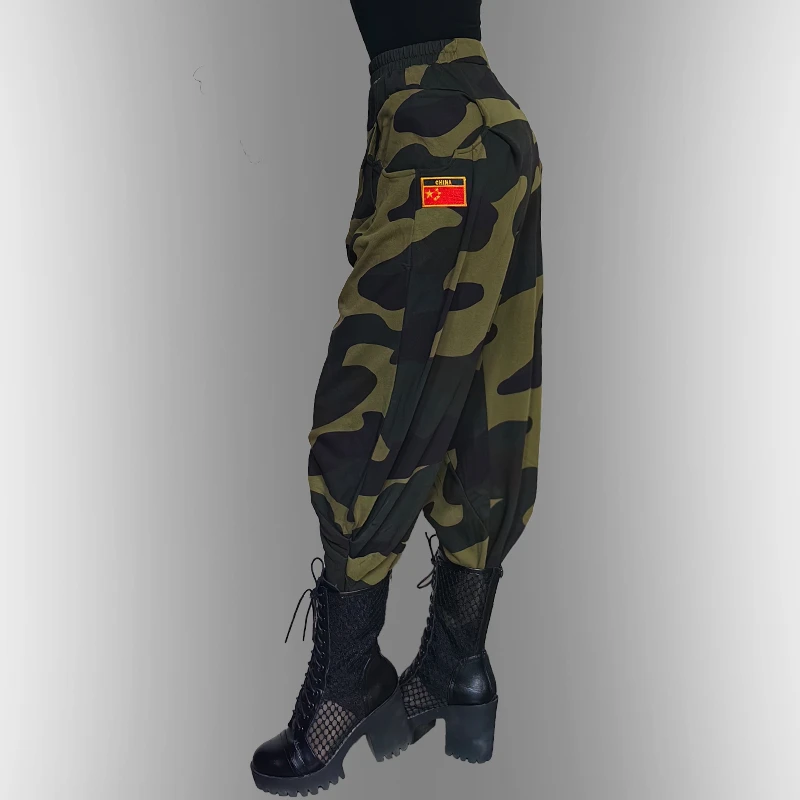 时尚服装女士迷彩长裤W6A025