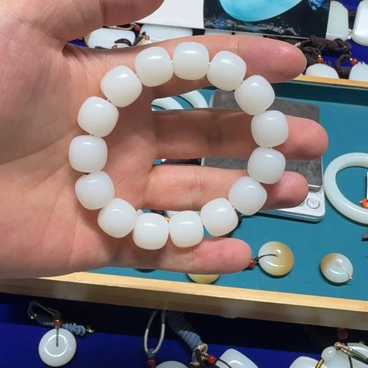 和田玉未镶嵌手链