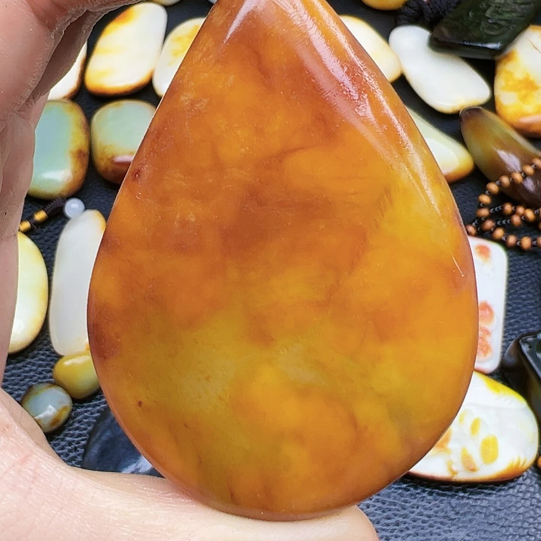 和田玉挂件未镶嵌