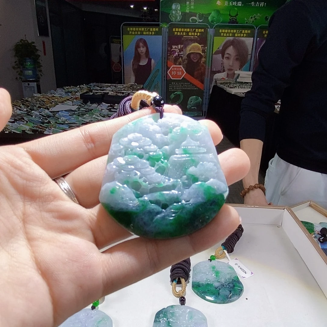 颈饰未镶嵌翡翠翡翠