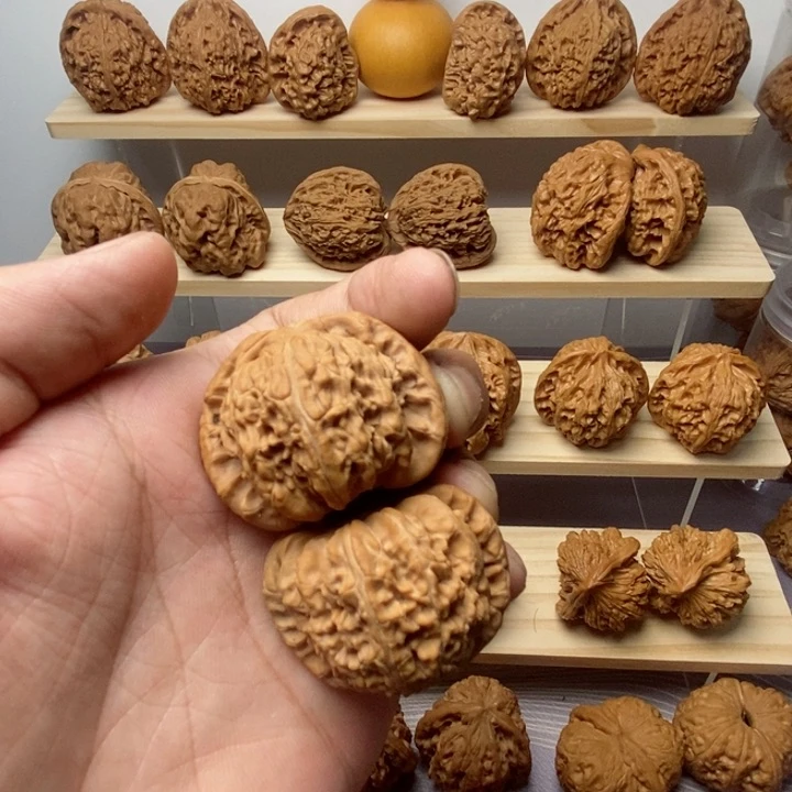 把件核桃39尺全品闷白