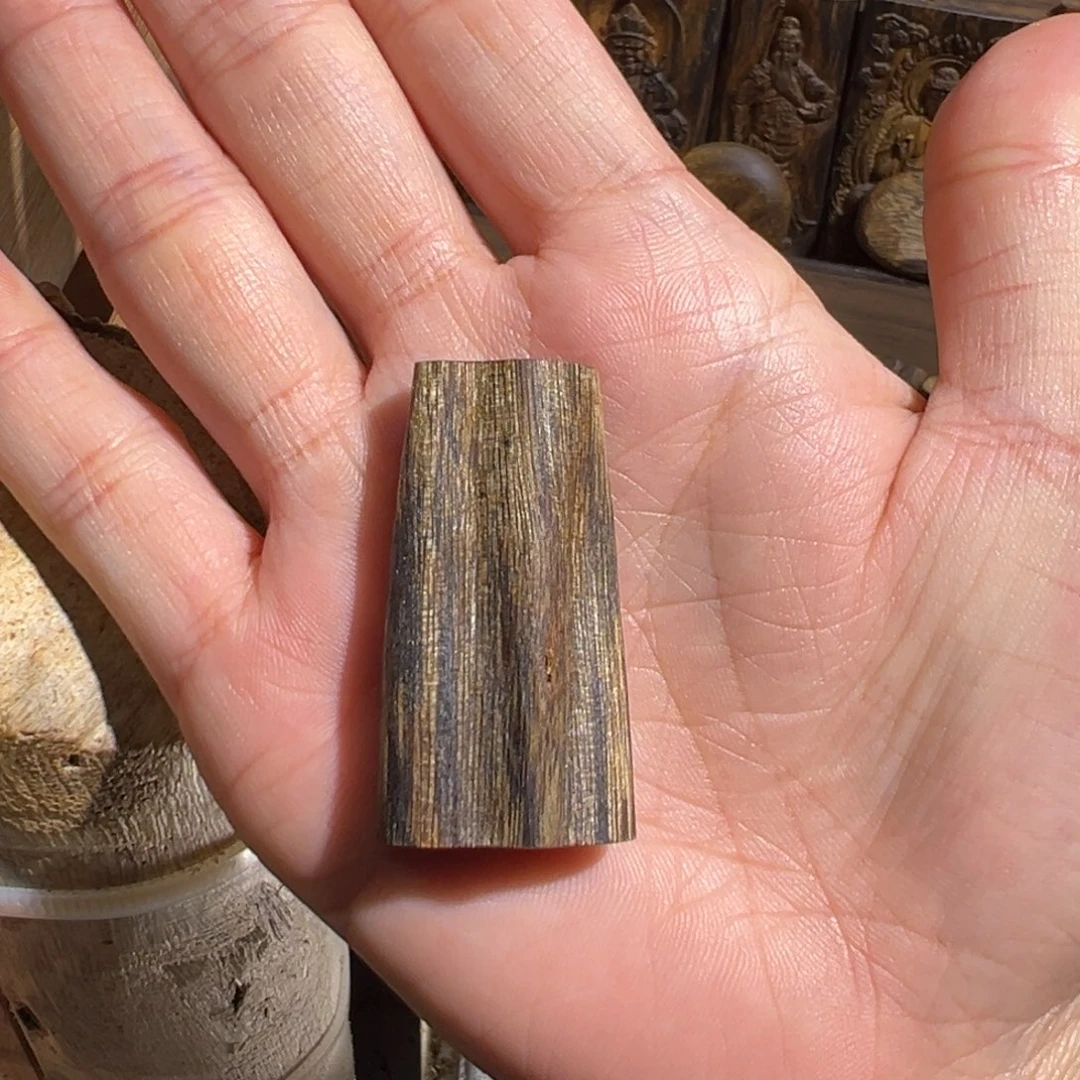 吊坠沉香白棋楠吊坠素牌4.8克