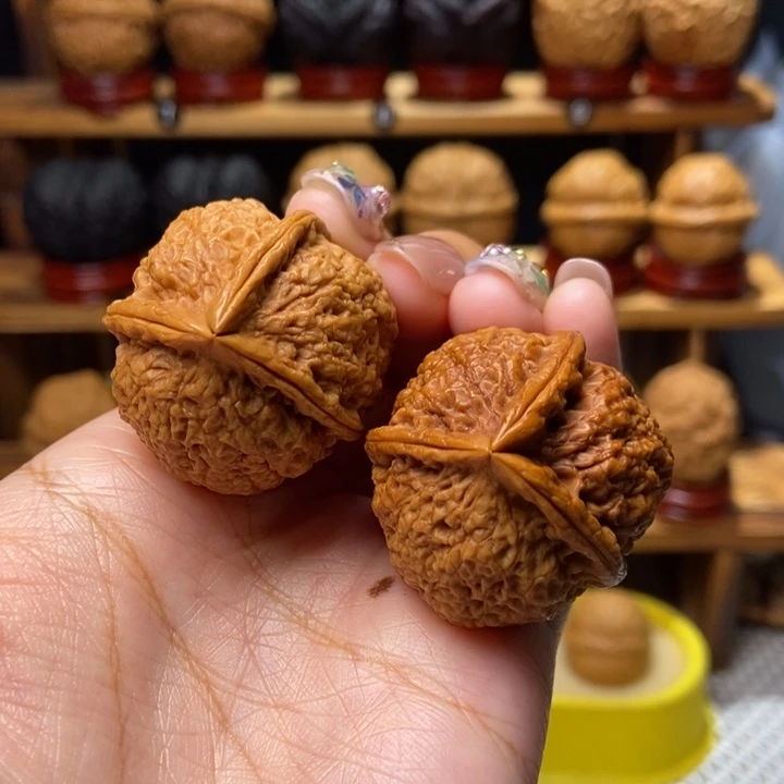 文玩核桃吊坠一道筋1