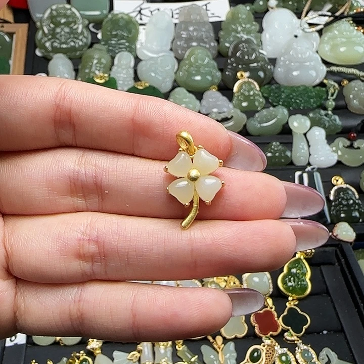 和田玉银S925镶嵌吊坠(赠链)