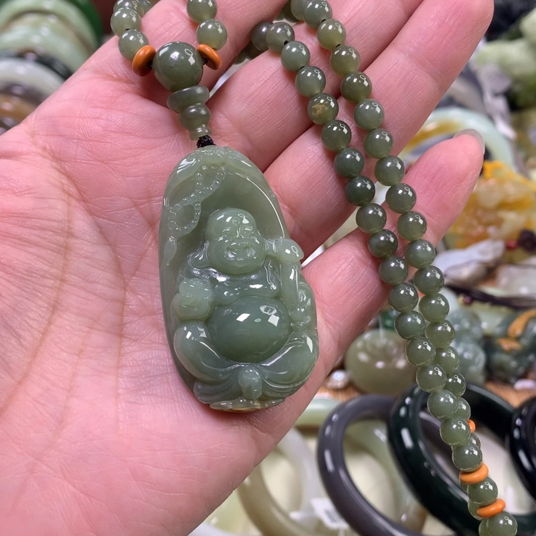 和田玉未镶嵌颈饰