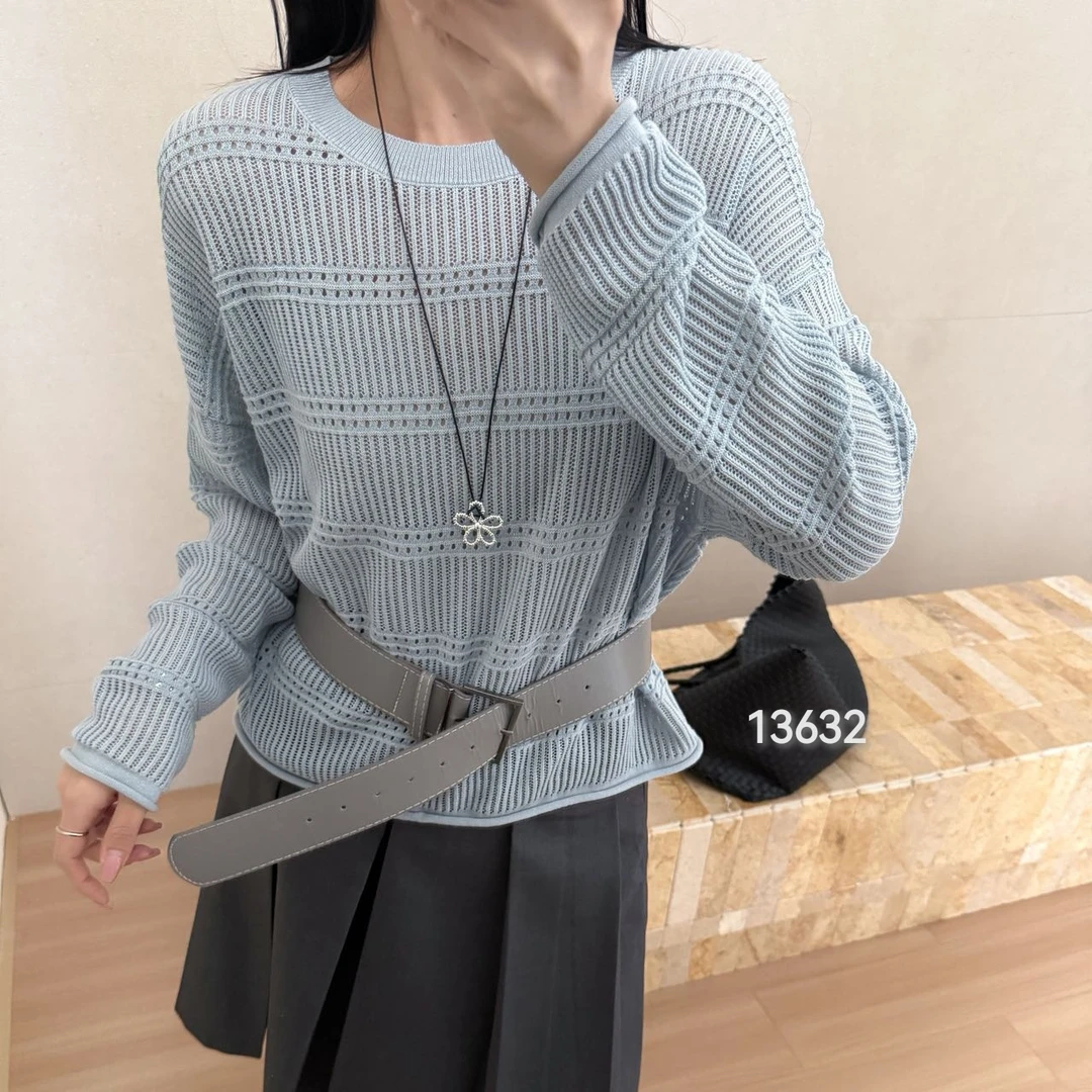 13632（部分无水洗唛，介意慎拍）WANGDAN圆领镂空下摆卷边长袖防晒