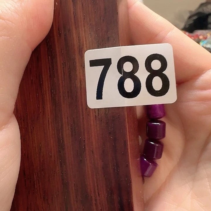 微凹黄檀（南美大红酸枝）拥****亮