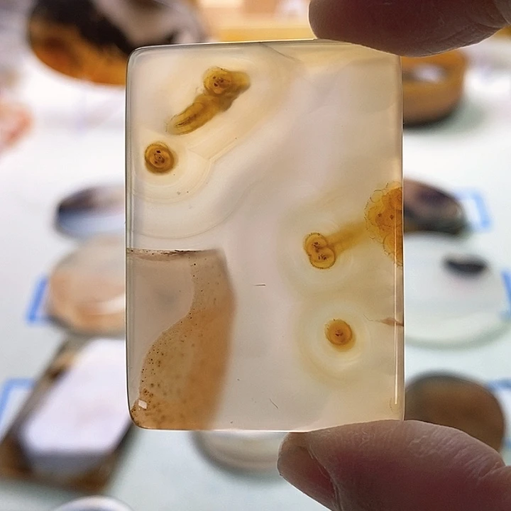 玛瑙/玉髓未镶嵌珠宝半成品