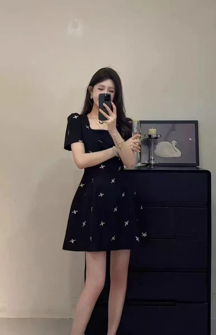 方领国风复古连衣裙5B63