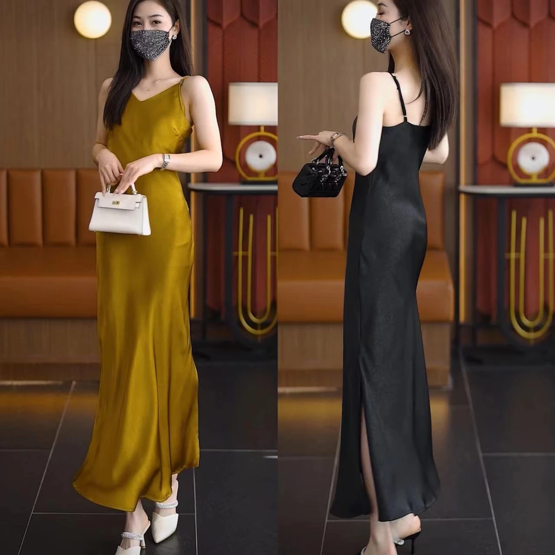 超长气质吊带裙长款洋气肌理感褶皱V领高腰显瘦连衣裙百搭时尚夏