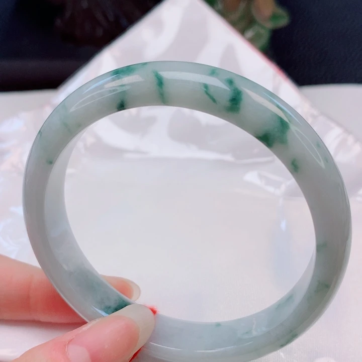 未镶嵌手镯翡翠59圈