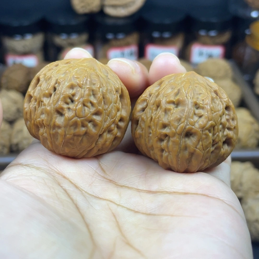 文玩核桃把件铁锤