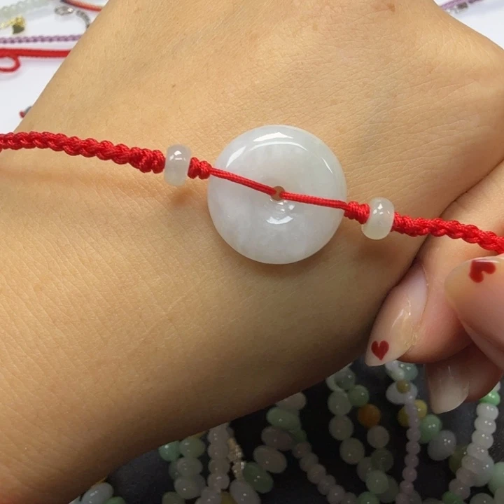 翡翠未镶嵌手绳79999999