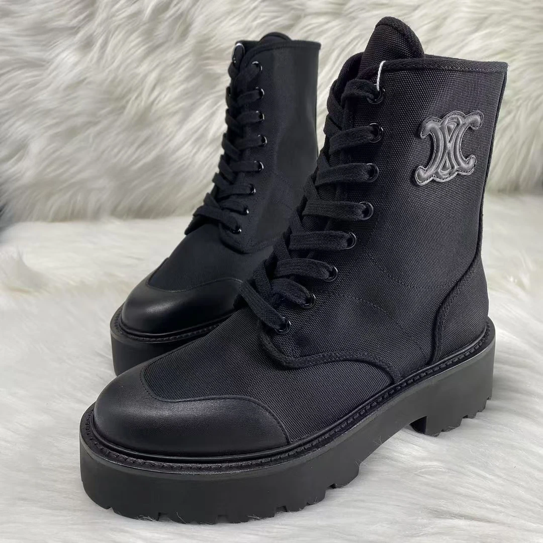 99新 Celine/思琳 38码/无配件/黑色logo厚底秋冬时尚短靴 wjm372