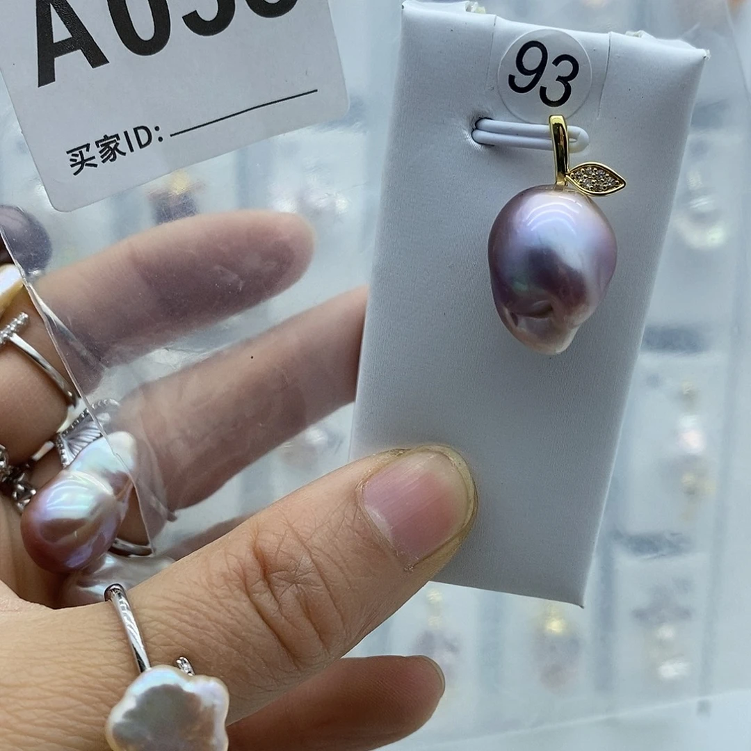 淡水珍珠钛钢颈饰