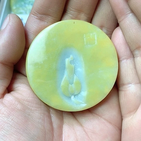 翡翠颈饰未镶嵌天然缅甸翡翠a货