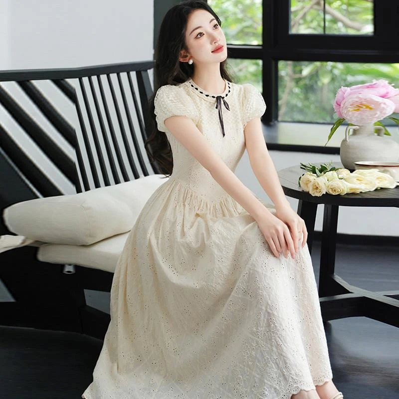 DUCURNO法式刺绣蝴蝶结连衣裙女夏季2025新款复古绝美掐腰长裙子