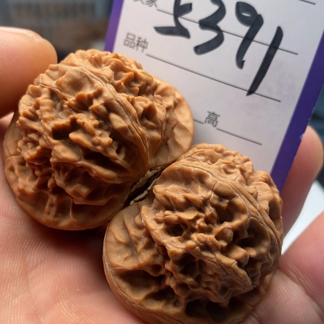 文玩核桃吊坠5391