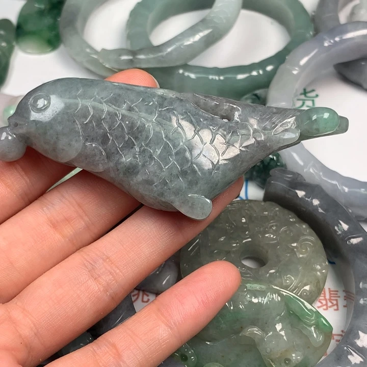 颈饰未镶嵌翡翠翡翠