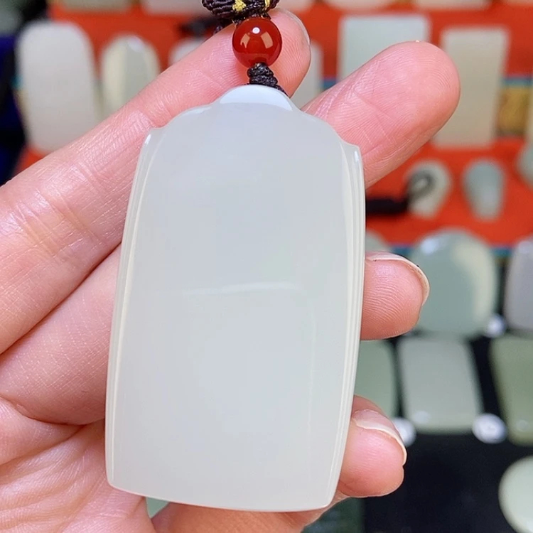 【闪购商品】颈饰未镶嵌和田玉