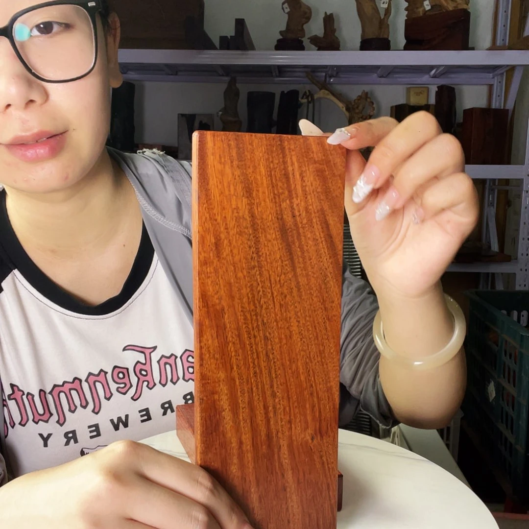 紫檀木类端景台游*