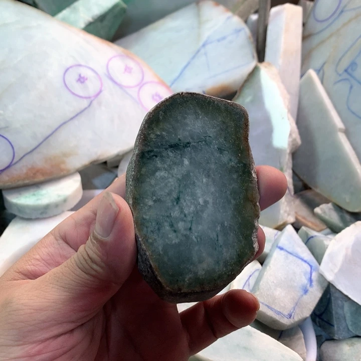 裸石翡翠星****?天然翡翠