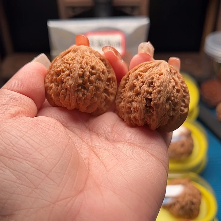 吊坠文玩核桃三角密纹 全品