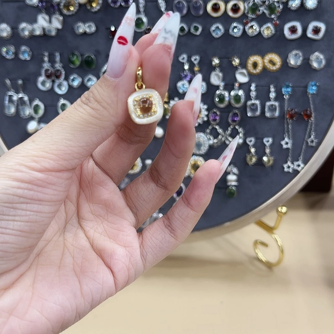 岫玉银S925镶嵌吊坠吊坠