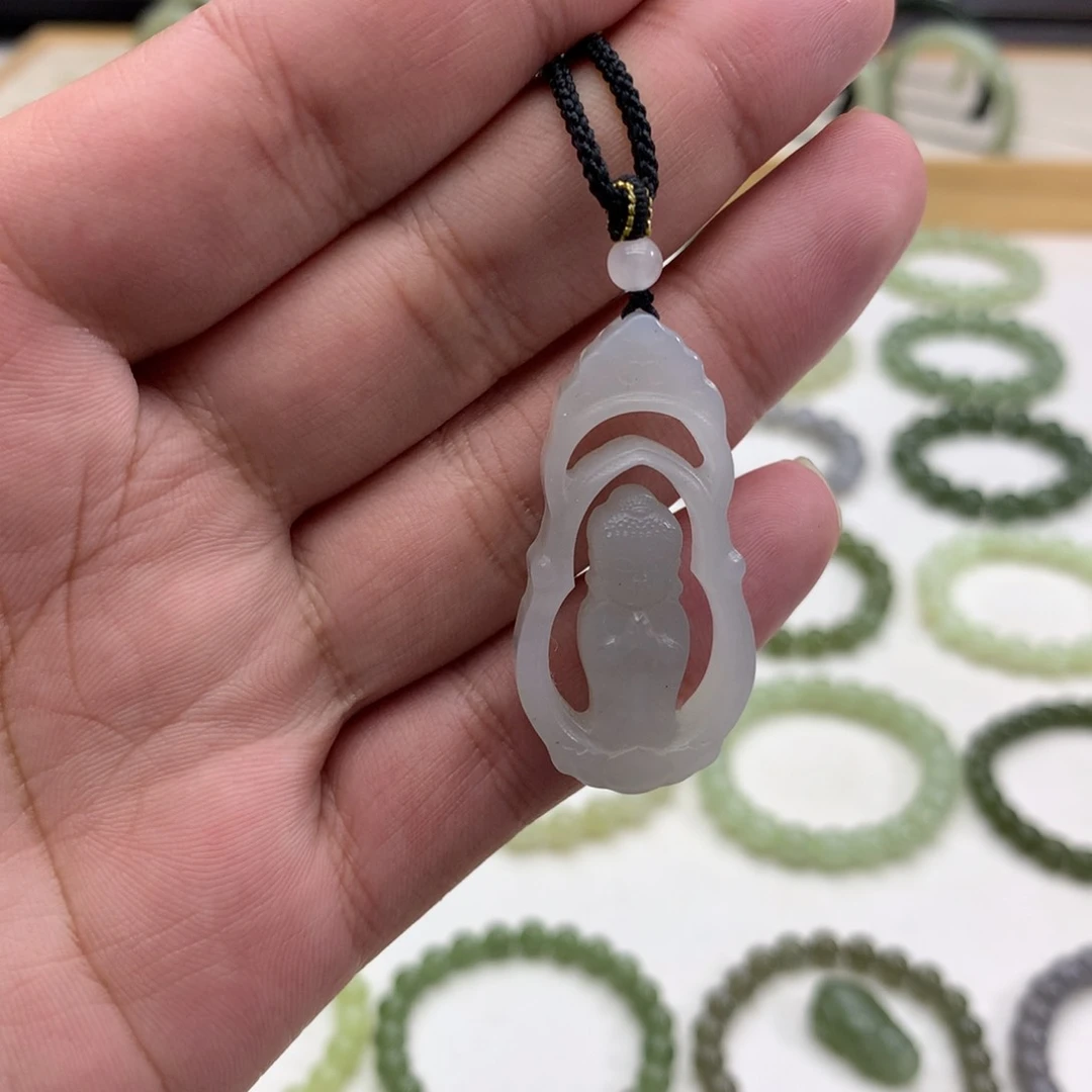 和田玉吊坠未镶嵌