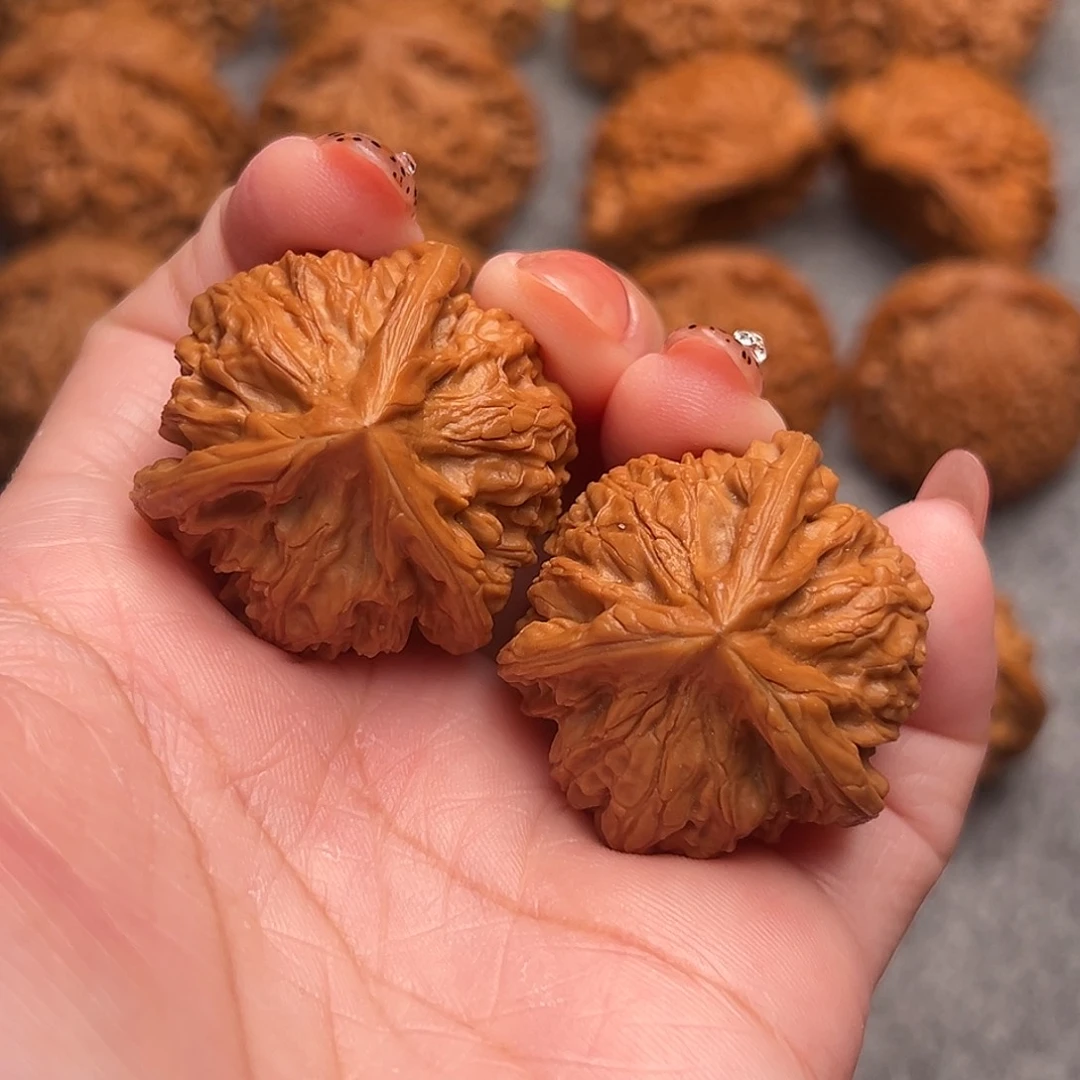 把件文玩核桃精品御龙粗筋三棱36全品毕业款正奔