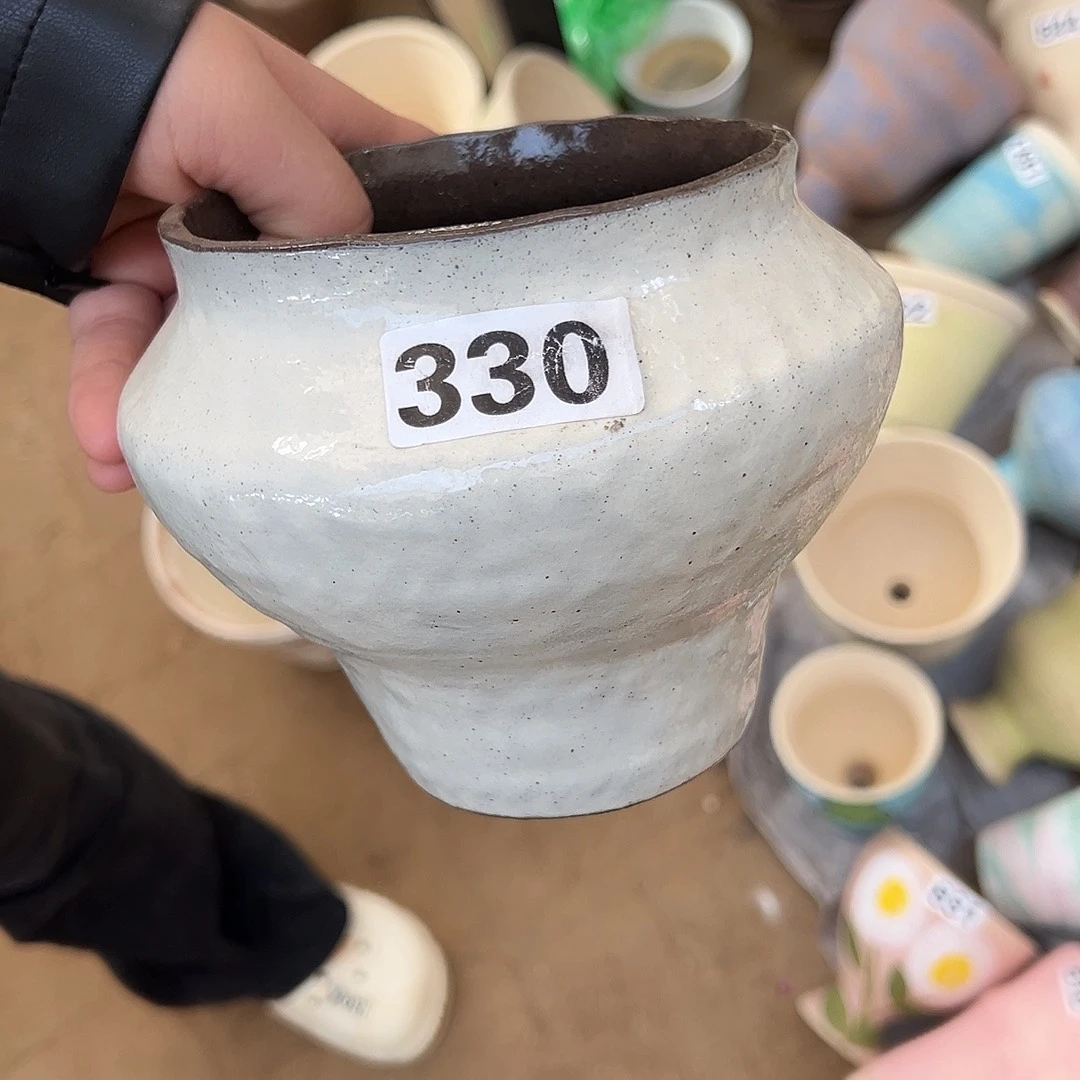 景德镇陶瓷口11高12无孔
