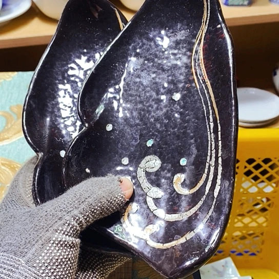 瓷片小*鸭新年快乐。万事如意