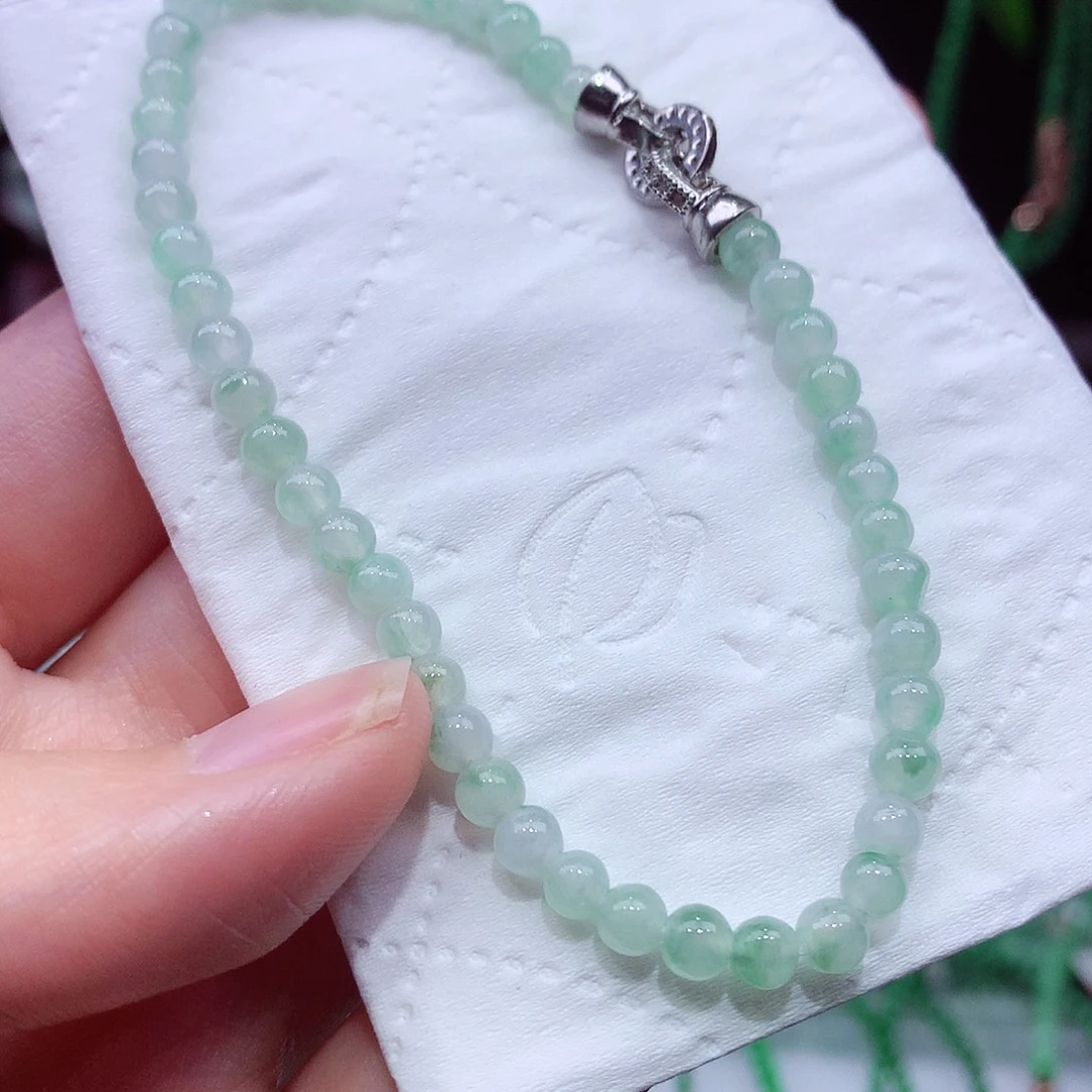 翡翠未镶嵌手链翡翠