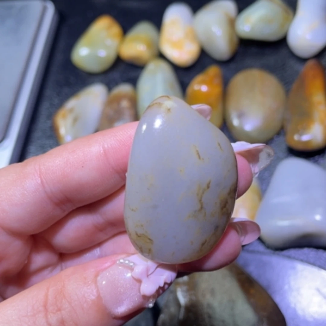 【闪购商品】颈饰未镶嵌和田玉