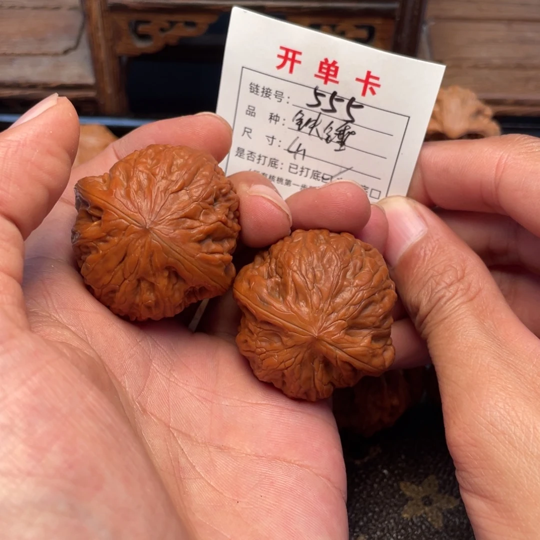 _***东吊坠桃核文玩核桃