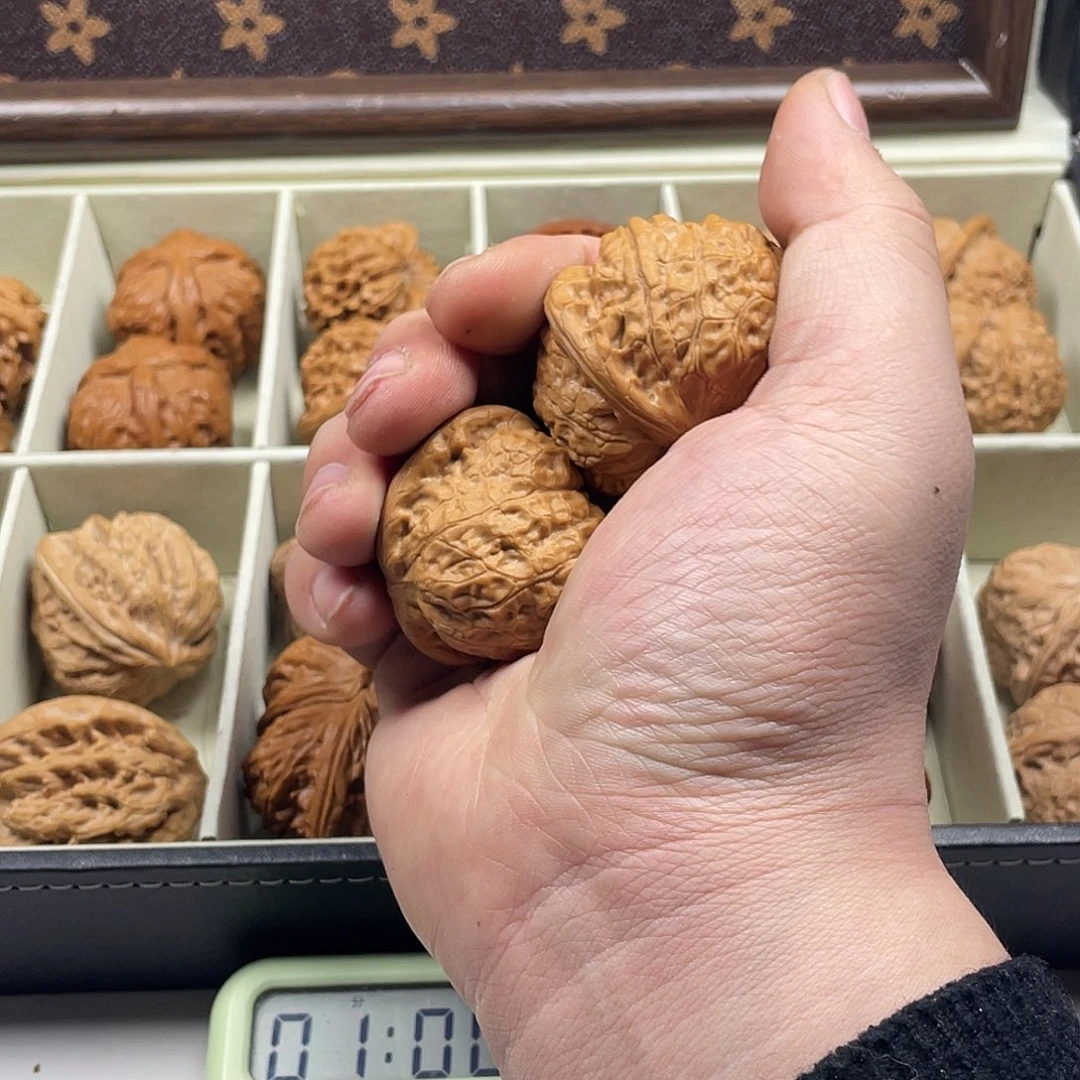 文玩核桃吊坠哈哈好想好可爱好帅