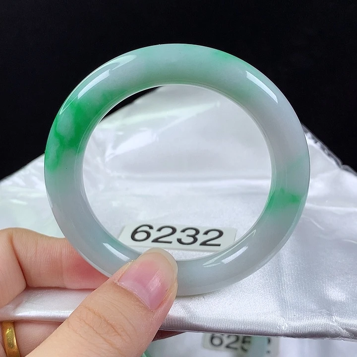 未镶嵌手镯翡翠50圈