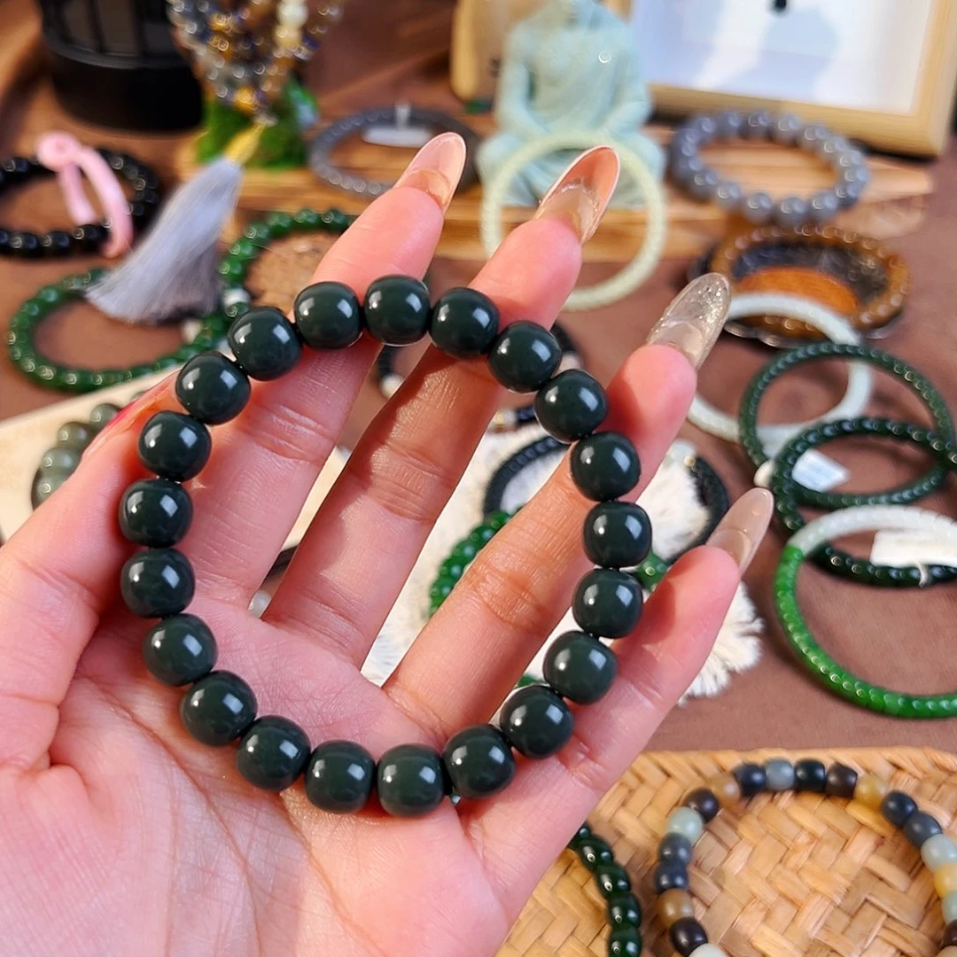 和田玉未镶嵌手串