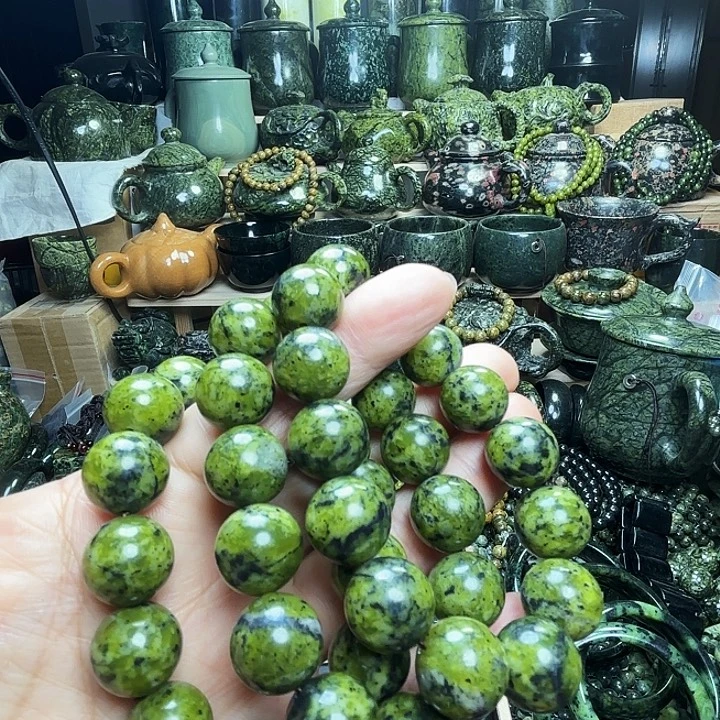 碳***命蛇纹石玉未镶嵌珠宝半成品藏玉药王石福利款黄翠1.4手串