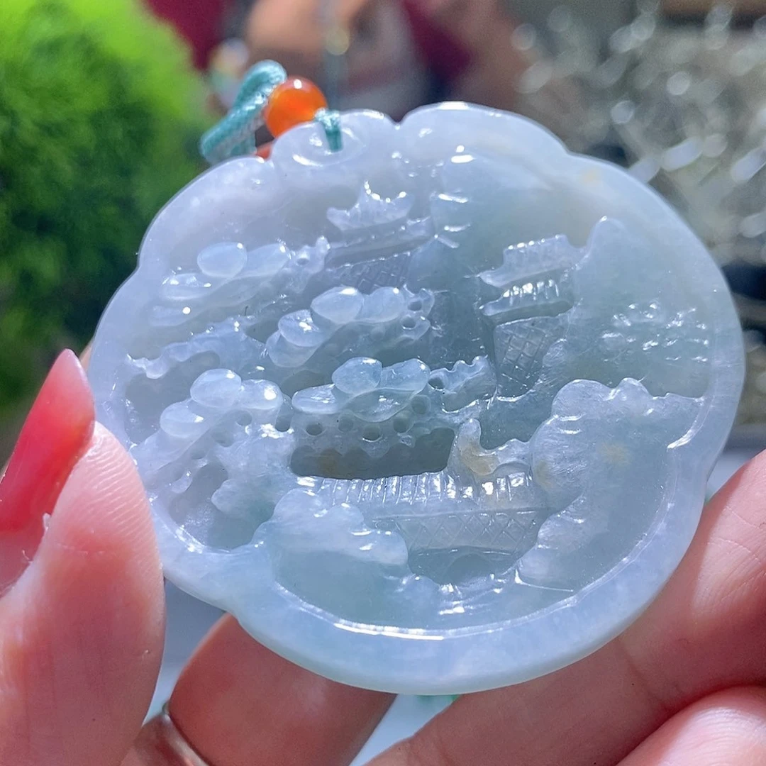 【闪购商品】翡翠未镶嵌颈饰山水