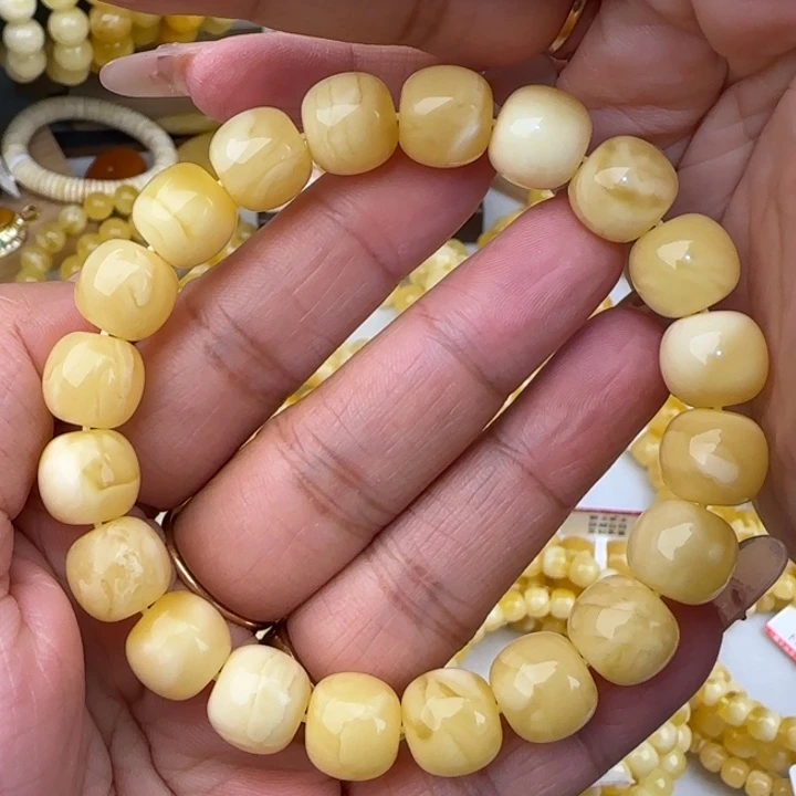 手链蜜蜡未镶嵌浓白花老型手串