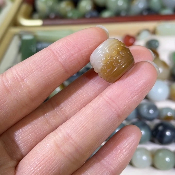 和田玉（糖玉）未镶嵌珠宝半成品