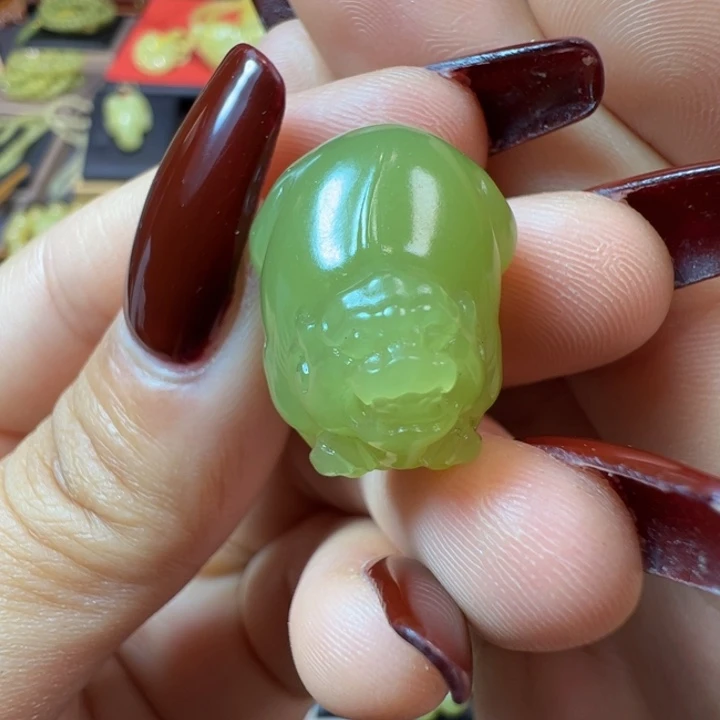 颈饰未镶嵌和田玉（黄玉）