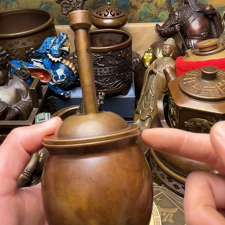 精美铜器批发档口