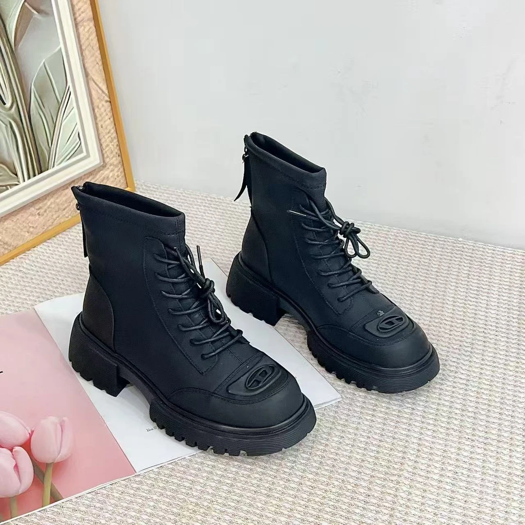 3632 新款时尚百搭英伦风圆头马丁靴加绒