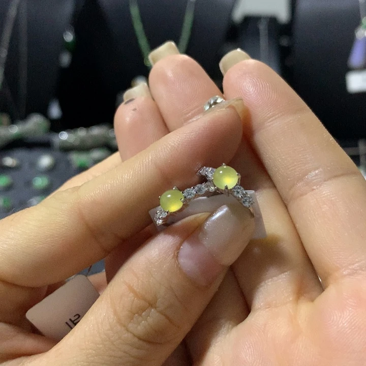 银S925镶嵌翡翠耳饰