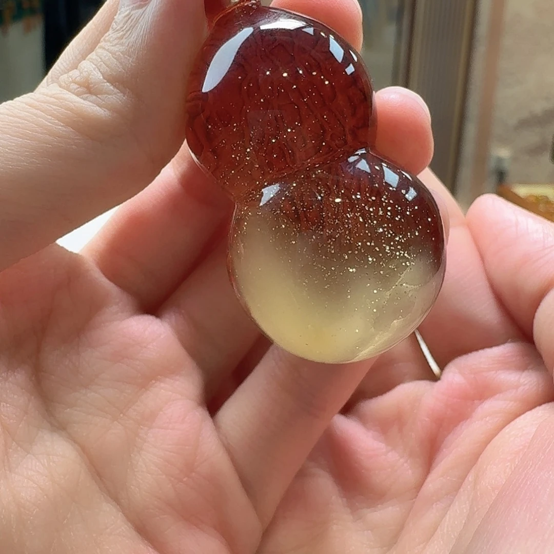 琥珀未镶嵌颈饰吊坠