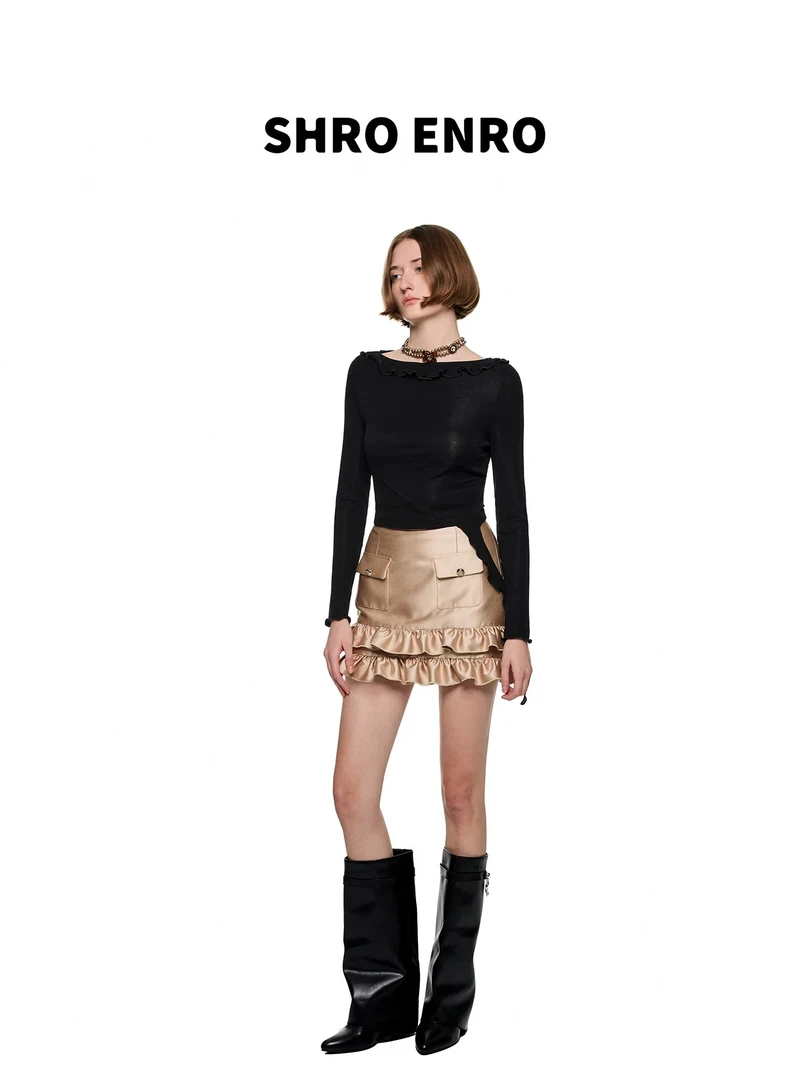 「YJXD」SHRO ENRO2025秋季新款高级木耳边飘带一字领修身针织上衣