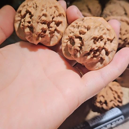 文玩核桃吊坠42图