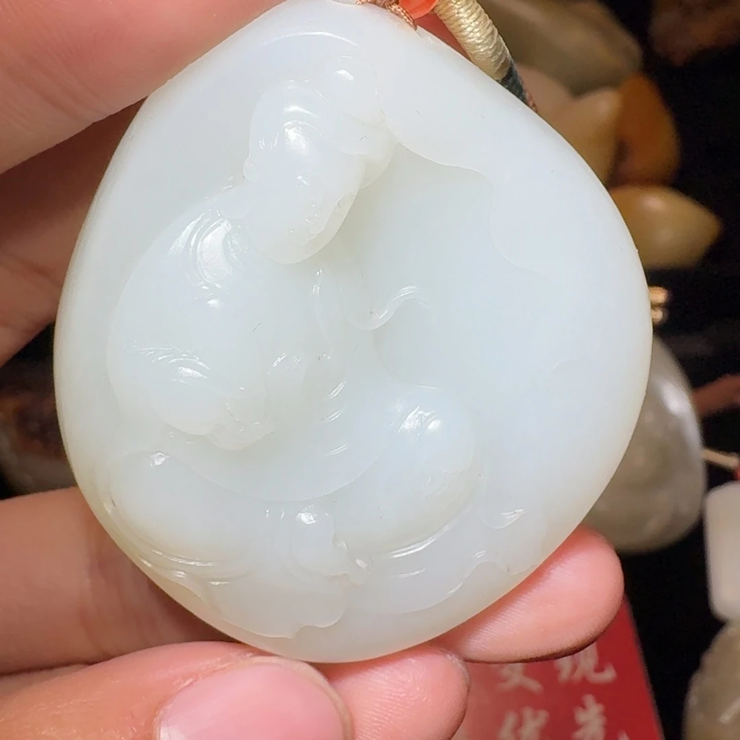 和田玉颈饰未镶嵌